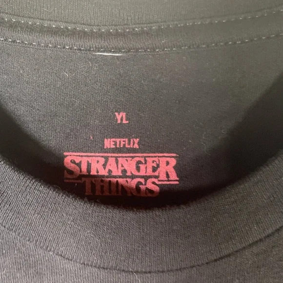 Stranger Things T-shirt New With Tags Size YL - Picture 4 of 4
